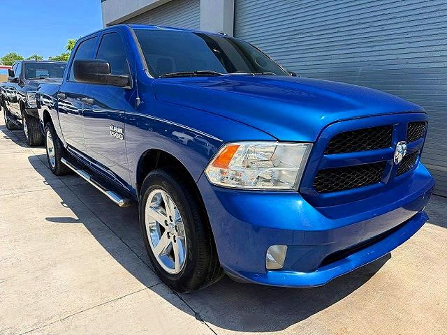 66313436 :رقم المزاد ، 3C6RR6KG2JG249849 vin ، 2018 Ram 1500 مزاد بيع
