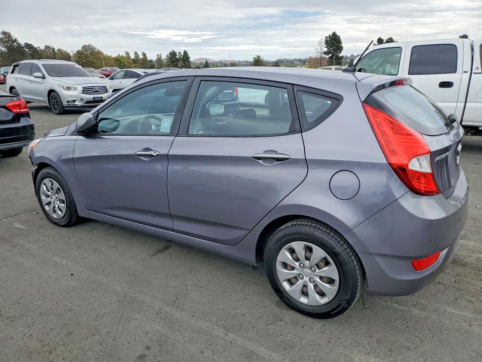 66798916 :رقم المزاد ، KMHCT5AE6FU233678 vin ، 2015 Hyundai Accent مزاد بيع