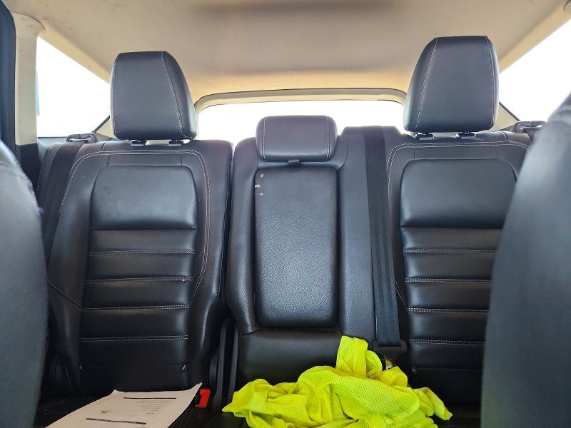 63950186 :رقم المزاد ، 1FMCU0HD6JUA63103 vin ، 2018 Ford Escape مزاد بيع