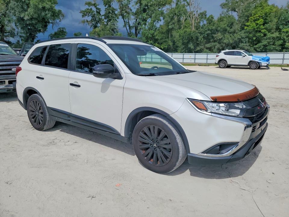 Продажа на аукционе авто 2020 Mitsubishi Outlander, vin: JA4AZ3A31LZ013550, номер лота: 64103416