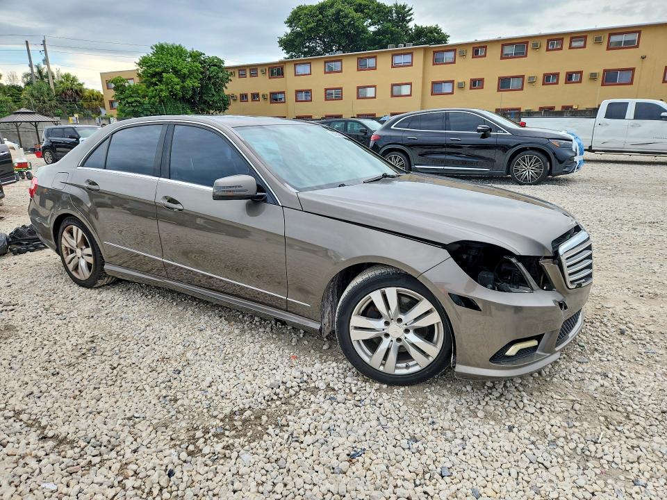 2011 Mercedes-benz E მანქანა იყიდება აუქციონზე, vin: WDDHF5GB5BA410785, აუქციონის ნომერი: 64054546