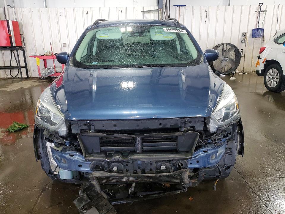 65682936 :رقم المزاد ، 1FMCU9HD0JUB31447 vin ، 2018 Ford Escape مزاد بيع