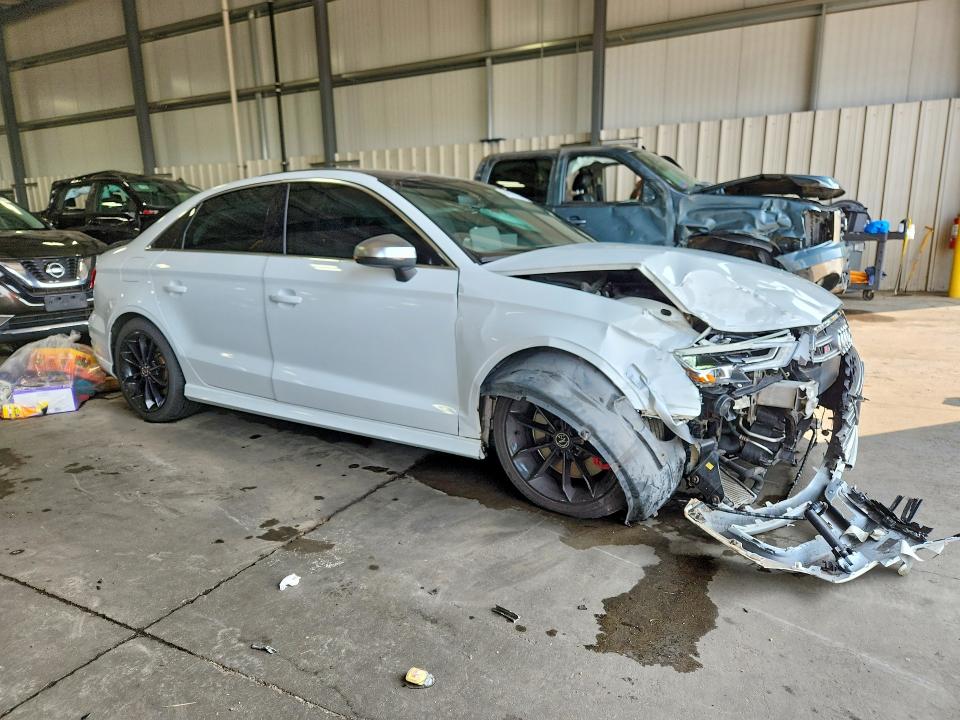 2018 Audi S3 მანქანა იყიდება აუქციონზე, vin: WAUB1GFF3J1007737, აუქციონის ნომერი: 64071236