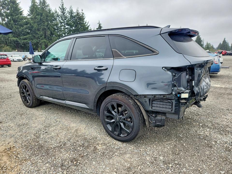 64144696 :رقم المزاد ، 5XYRK4LF0MG043942 vin ، 2021 Kia Sorento مزاد بيع