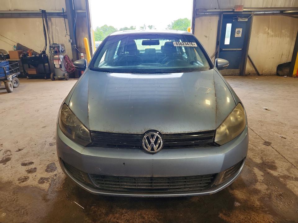 65623476 :رقم المزاد ، WVWDB7AJ2AW307700 vin ، 2010 Volkswagen Golf مزاد بيع