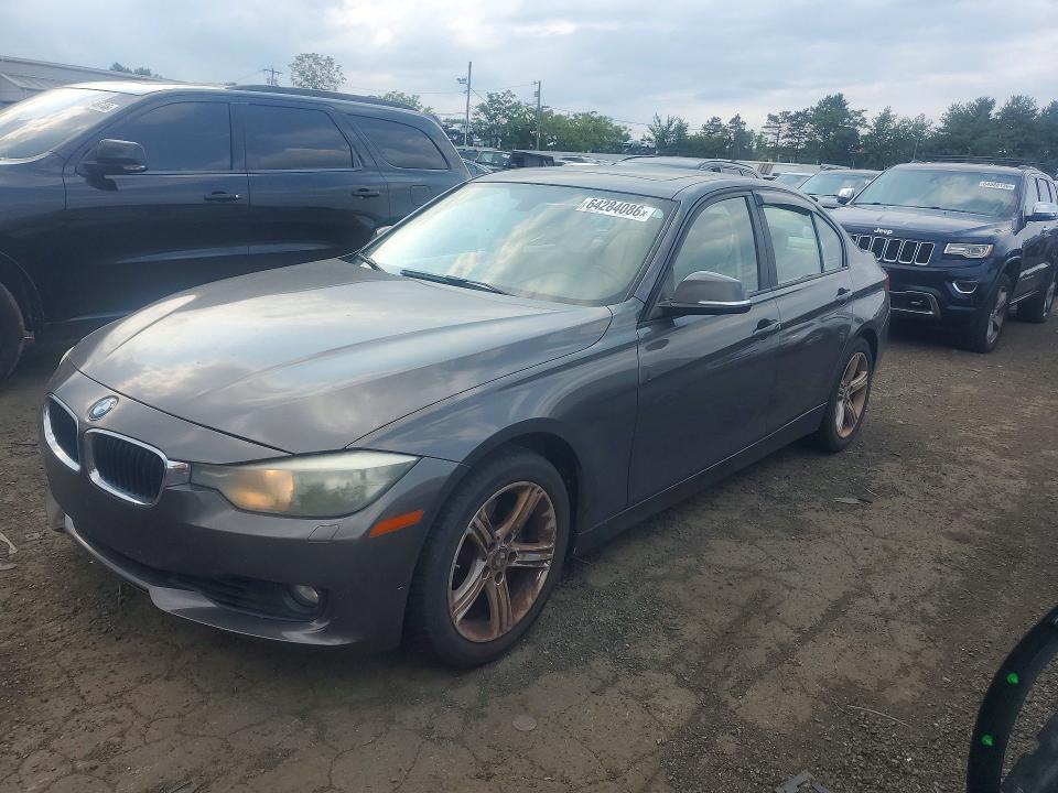 2013 Bmw 328 მანქანა იყიდება აუქციონზე, vin: WBA3B5C55DF594192, აუქციონის ნომერი: 64284086