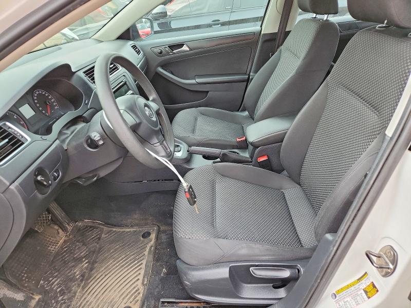 2013 Volkswagen Jetta მანქანა იყიდება აუქციონზე, vin: 3VW2K7AJ4DM443867, აუქციონის ნომერი: 64727496