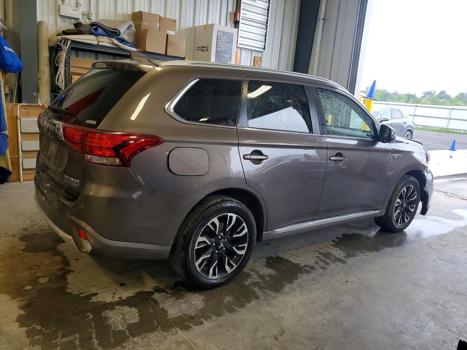 2018 Mitsubishi Outlander მანქანა იყიდება აუქციონზე, vin: JA4J24A52JZ612563, აუქციონის ნომერი: 65094836