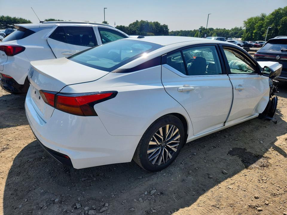 2026 Nissan Altima მანქანა იყიდება აუქციონზე, vin: 1N4BL4DVXTN313633, აუქციონის ნომერი: 64895726