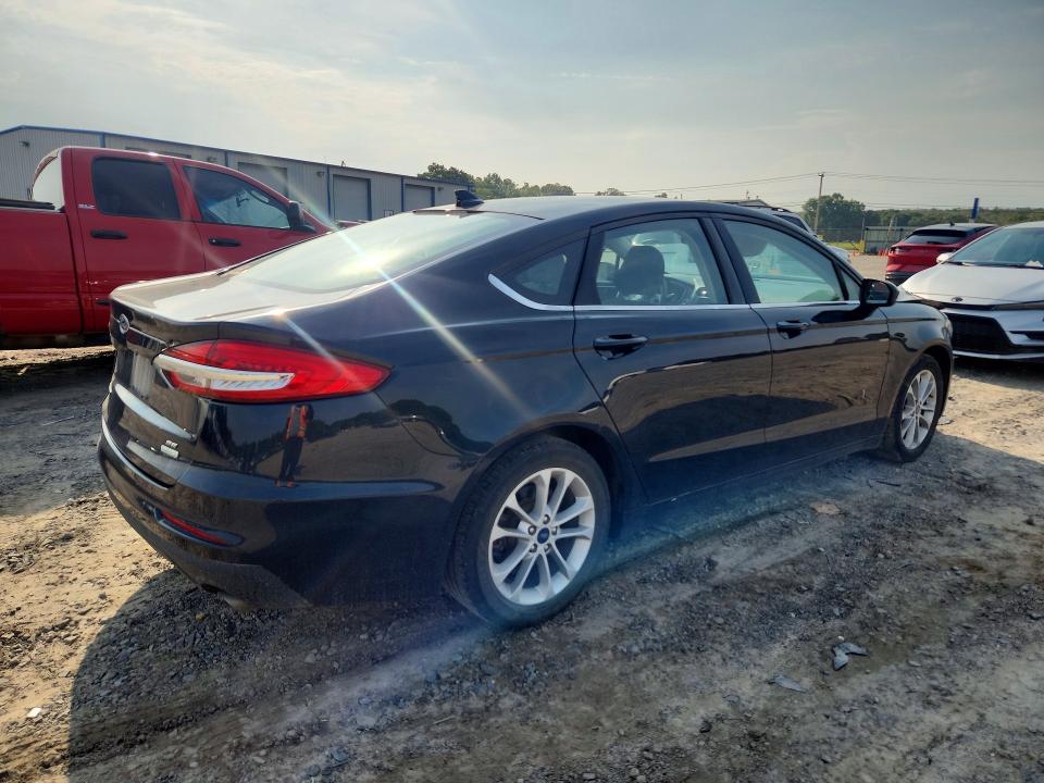66503466 :رقم المزاد ، 3FA6P0HD8LR123293 vin ، 2020 Ford Fusion مزاد بيع