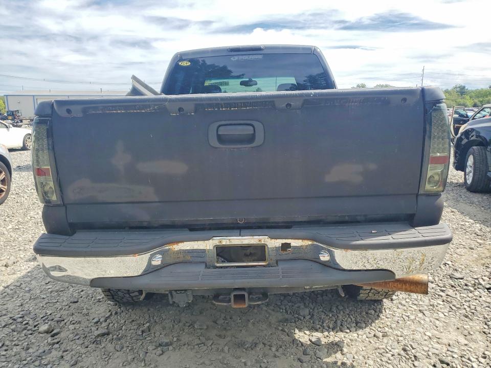 67402666 :رقم المزاد ، 1GTHK23294F213375 vin ، 2004 Gmc Sierra مزاد بيع