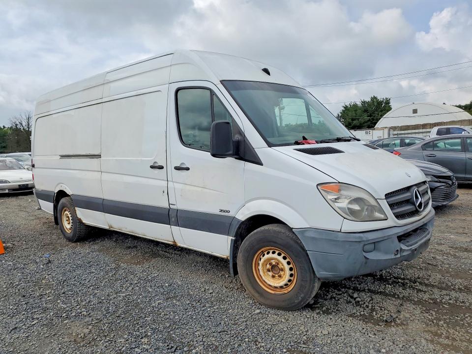 2011 Mercedes-benz Sprinter მანქანა იყიდება აუქციონზე, vin: WD3PE8CB0B5573749, აუქციონის ნომერი: 65150506