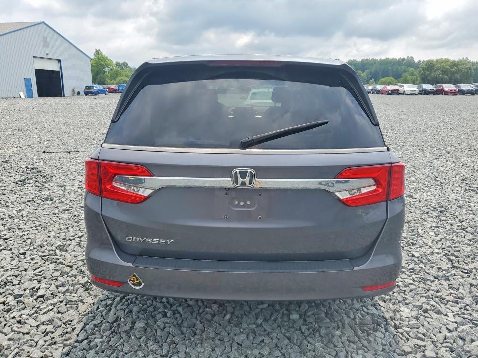 64729266 :رقم المزاد ، 5FNRL6H20JB027404 vin ، 2018 Honda Odyssey مزاد بيع