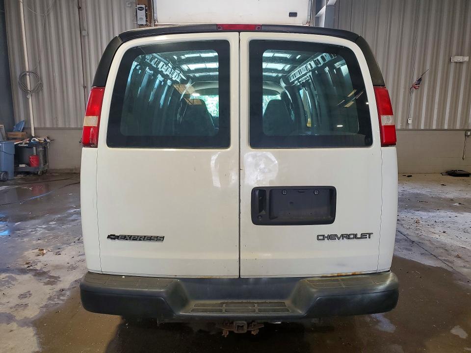 2006 Chevrolet Express G1500 მანქანა იყიდება აუქციონზე, vin: 1GCFG15X661156824, აუქციონის ნომერი: 63380366