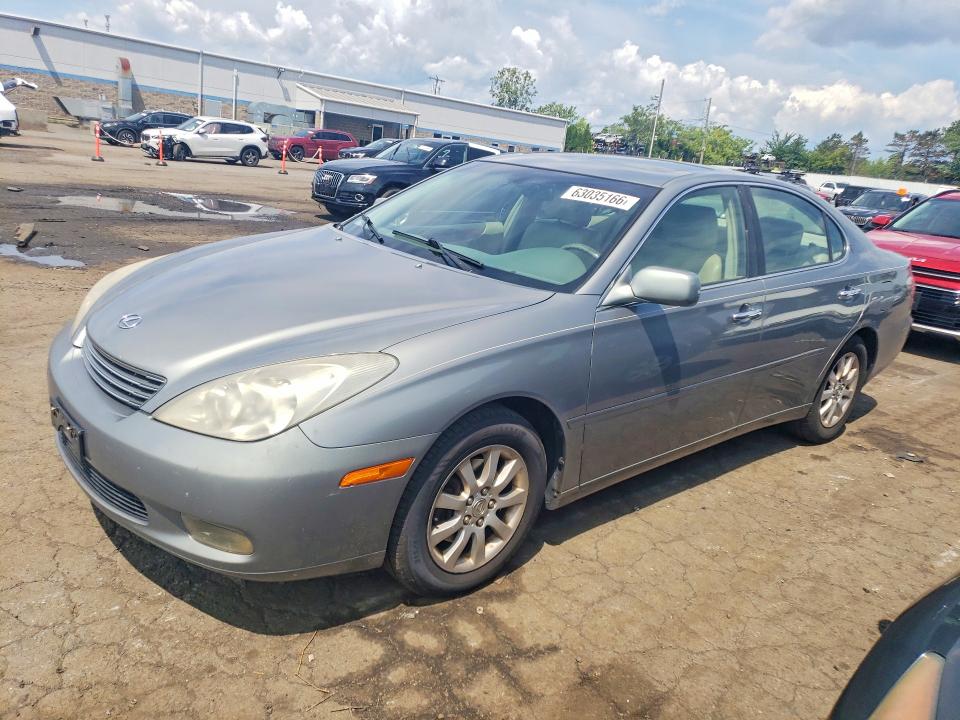 63035166 :رقم المزاد ، JTHBF30G225024455 vin ، 2002 Lexus Es مزاد بيع