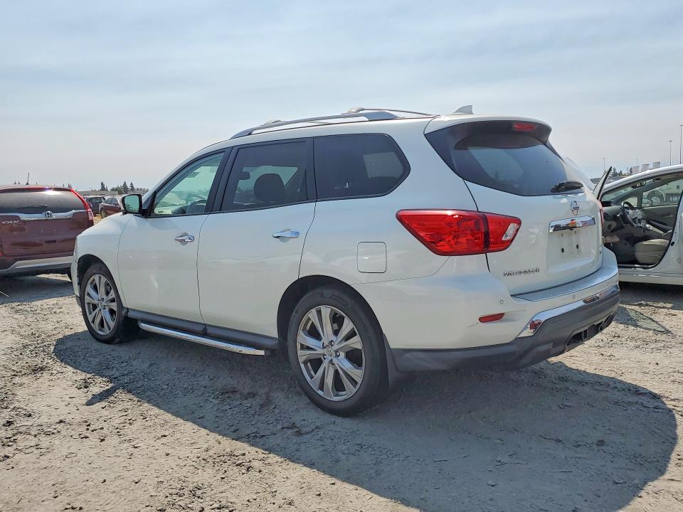 66611886 :رقم المزاد ، 5N1DR2MM0KC587314 vin ، 2019 Nissan Pathfinder مزاد بيع