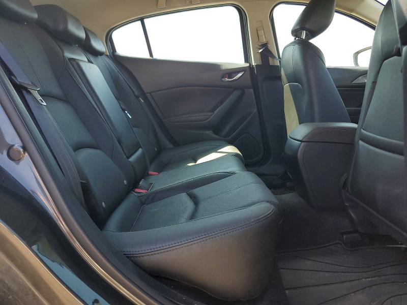 65998046 :رقم المزاد ، 3MZBN1M39JM250868 vin ، 2018 Mazda 3 مزاد بيع