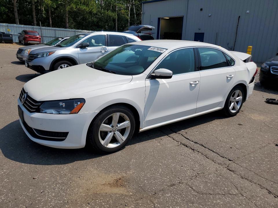 Продажа на аукционе авто 2014 Volkswagen Passat, vin: 1VWBT7A38EC040265, номер лота: 63879656