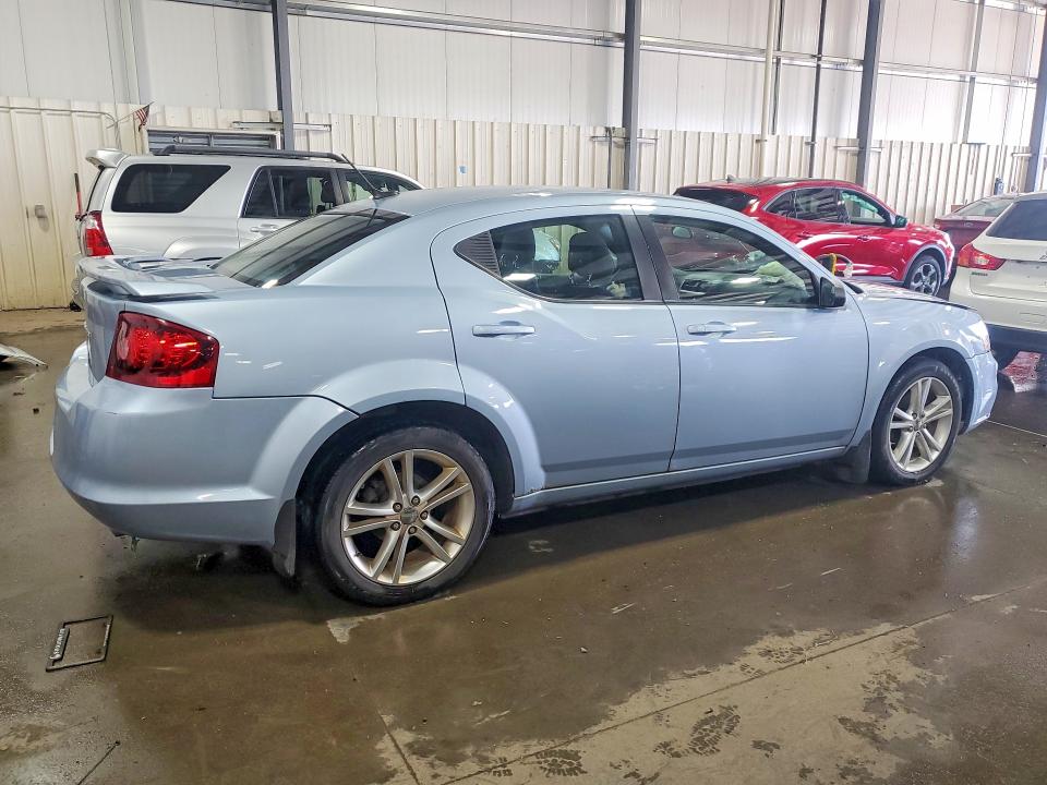 64769836 :رقم المزاد ، 1C3CDZAG2DN588398 vin ، 2013 Dodge Avenger مزاد بيع