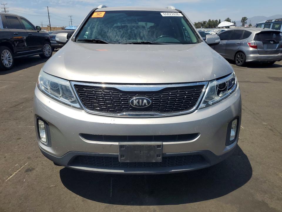 65022636 :رقم المزاد ، 5XYKT4A63FG578056 vin ، 2015 Kia Sorento مزاد بيع