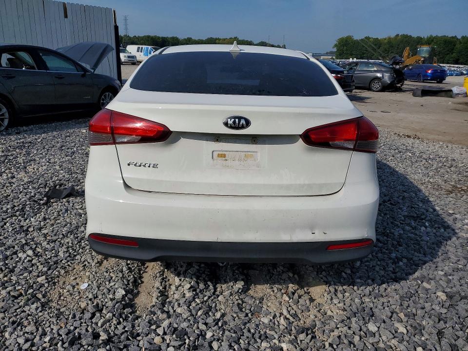 66806506 :رقم المزاد ، 3KPFK4A78HE034097 vin ، 2017 Kia Forte مزاد بيع