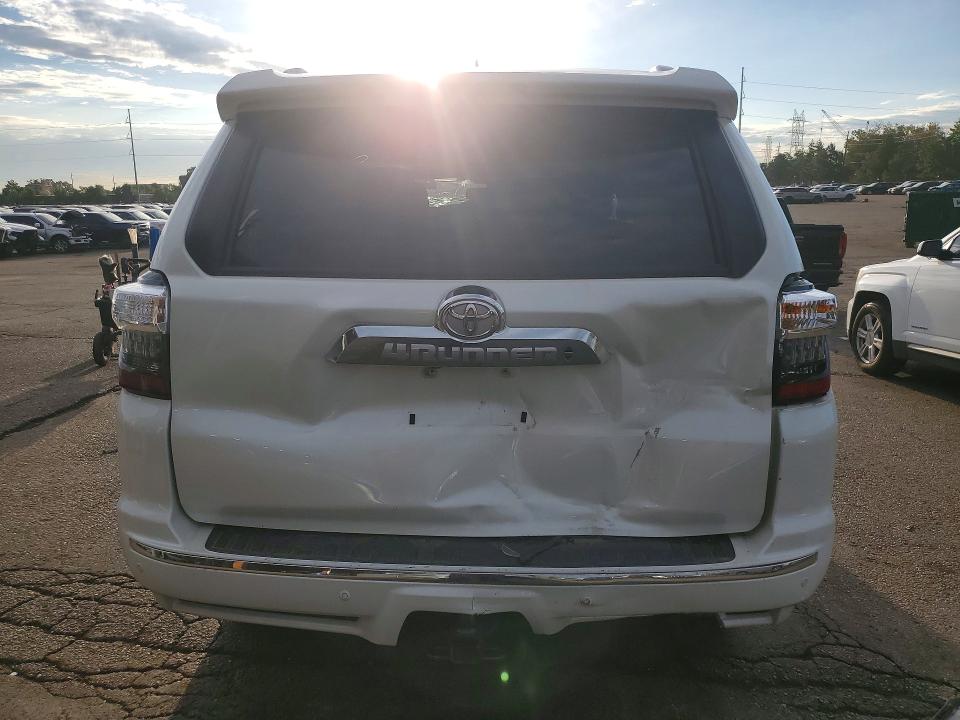 2022 Toyota 4runner მანქანა იყიდება აუქციონზე, vin: JTEKU5JR3N6028270, აუქციონის ნომერი: 66304776
