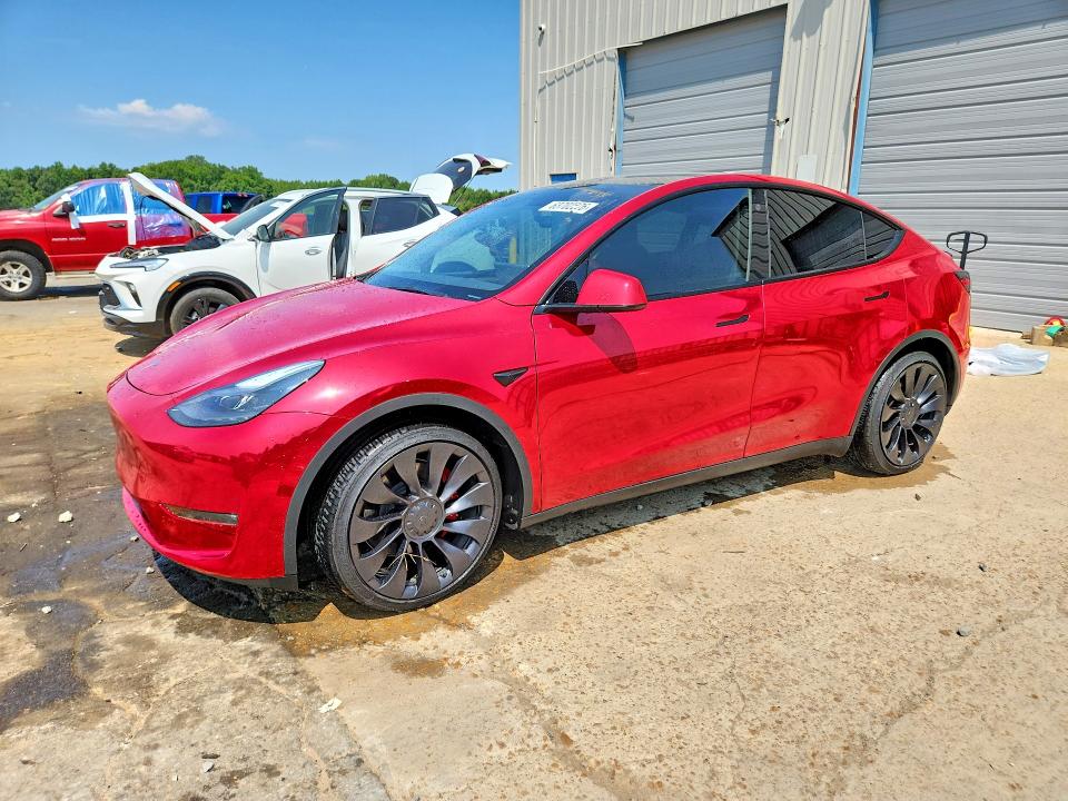 Продаж на аукціоні авто 2023 Tesla Model Y, vin: 7SAYGDEF8PF614750, номер лоту: 63702376