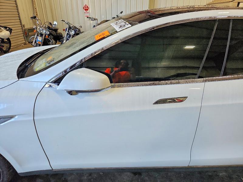 Aukcja sprzedaży 2016 Tesla Model S, vin: 5YJSA1E4XGF131505, numer aukcji: 64387746