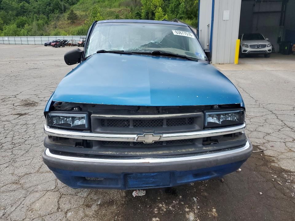 63677516 :رقم المزاد ، 1GCCS14511K175575 vin ، 2001 Chevrolet S Truck مزاد بيع