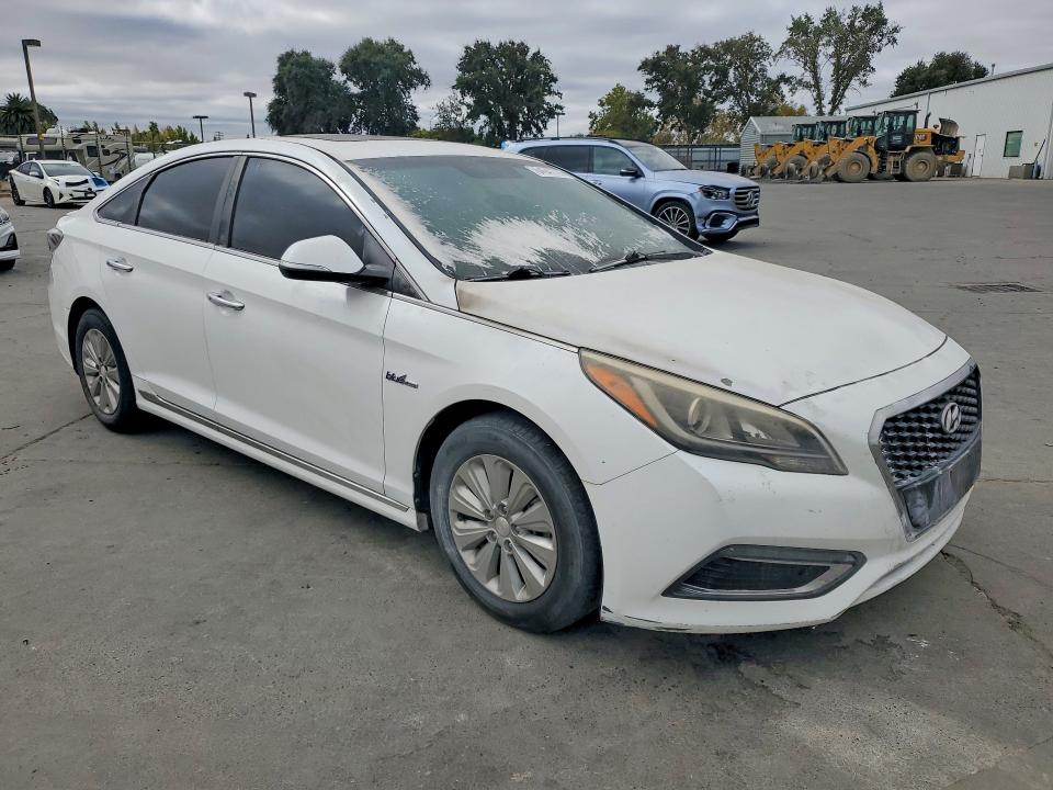 2016 Hyundai Sonata Hybrid მანქანა იყიდება აუქციონზე, vin: KMHE24L15GA014374, აუქციონის ნომერი: 64947706