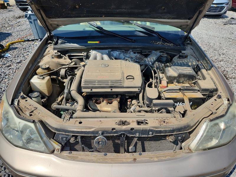 65472976 :رقم المزاد ، 4T1BF28B32U221429 vin ، 2002 Toyota Avalon مزاد بيع