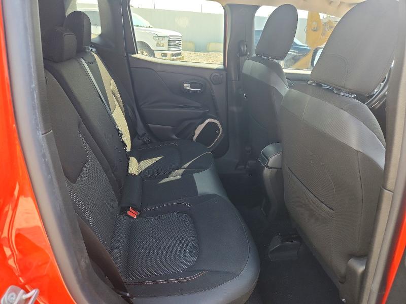 64232316 :رقم المزاد ، ZACCJBBT8GPC64990 vin ، 2016 Jeep Renegade مزاد بيع