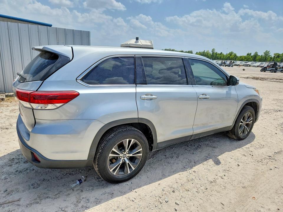 2019 Toyota Highlander მანქანა იყიდება აუქციონზე, vin: 5TDZARFH7KS054577, აუქციონის ნომერი: 63480726