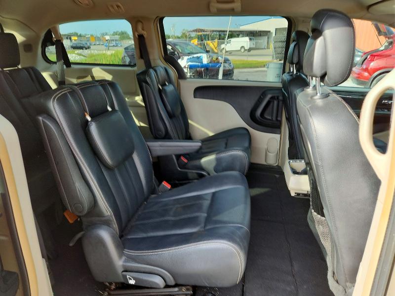 2014 Chrysler Town & Country მანქანა იყიდება აუქციონზე, vin: 2C4RC1BGXER256125, აუქციონის ნომერი: 66460626