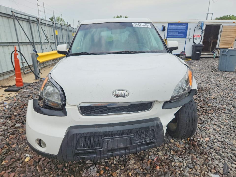 64657346 :رقم المزاد ، KNDJT2A27A7701179 vin ، 2010 Kia Soul مزاد بيع