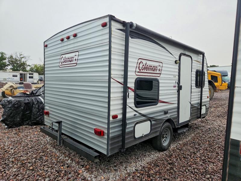 63591176 :رقم المزاد ، 4YDT15B10FH930825 vin ، 2015 Keystone Coleman مزاد بيع