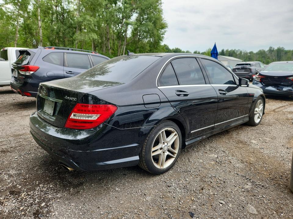 Продажа на аукционе авто 2012 Mercedes-benz C, vin: WDDGF8BB3CA708791, номер лота: 62715386