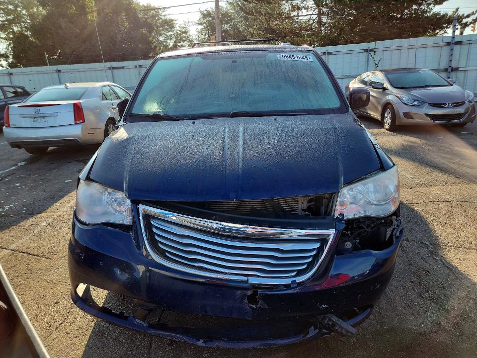 66454646 :رقم المزاد ، 2C4RC1BGXCR330883 vin ، 2012 Chrysler Town & Country مزاد بيع