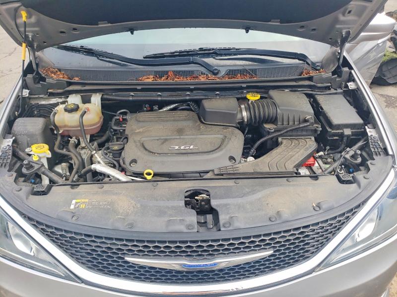 65919766 :رقم المزاد ، 2C4RC1BG5JR290693 vin ، 2018 Chrysler Pacifica مزاد بيع