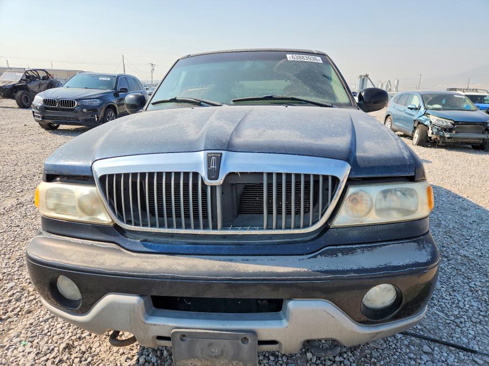 63883936 :رقم المزاد ، 5LMFU28R91LJ30932 vin ، 2001 Lincoln Navigator مزاد بيع