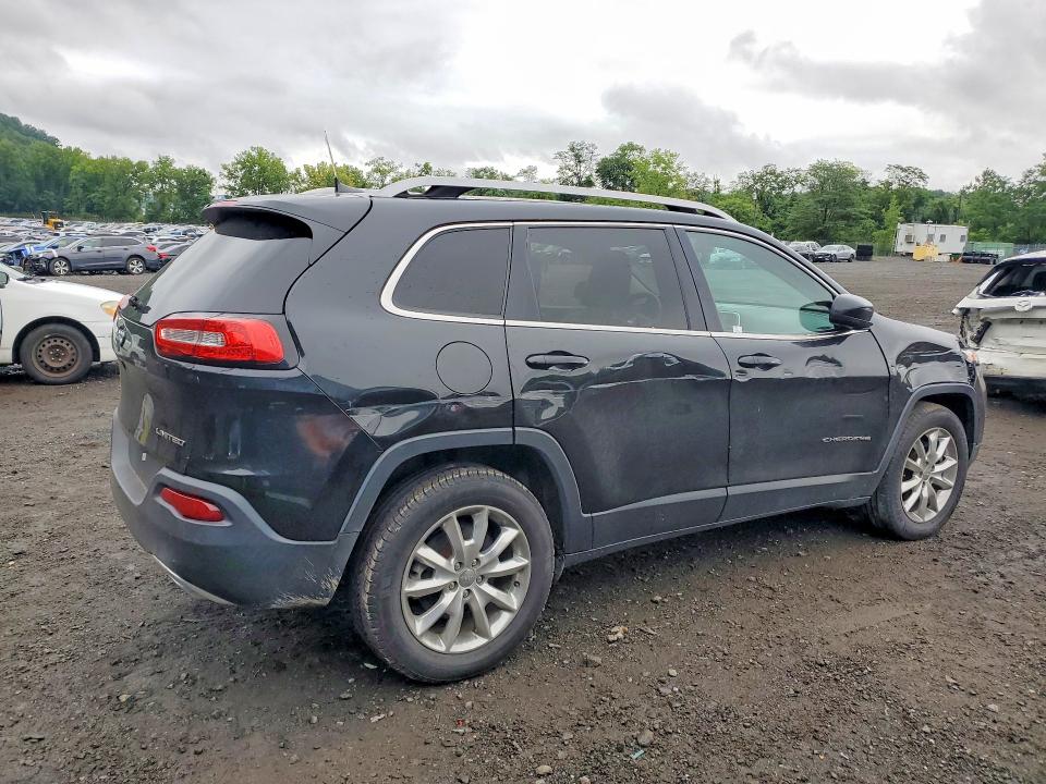64233766 :رقم المزاد ، 1C4PJMDS3GW286223 vin ، 2016 Jeep Cherokee مزاد بيع