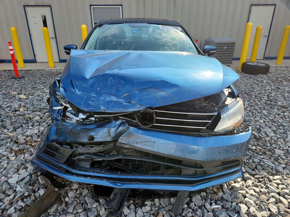 Продаж на аукціоні авто 2015 Volkswagen Jetta, vin: 3VWLA7AJ2FM305707, номер лоту: 66370566
