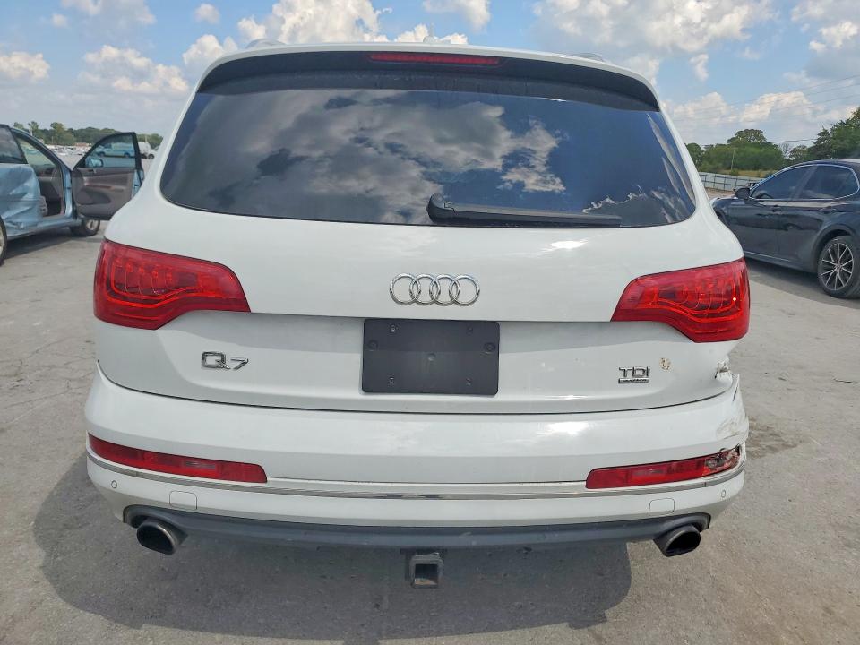 66840606 :رقم المزاد ، WA1LMAFE0FD015779 vin ، 2015 Audi Q7 مزاد بيع
