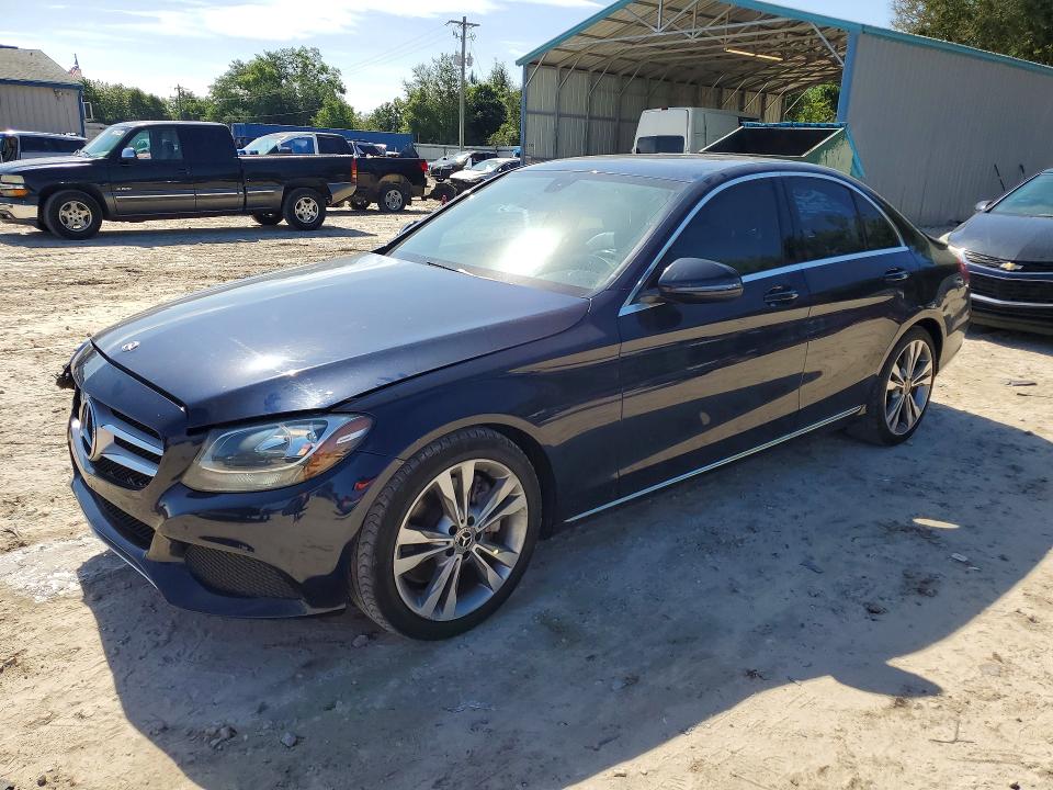 2018 Mercedes-benz C მანქანა იყიდება აუქციონზე, vin: 55SWF4JB5JU236421, აუქციონის ნომერი: 64119306