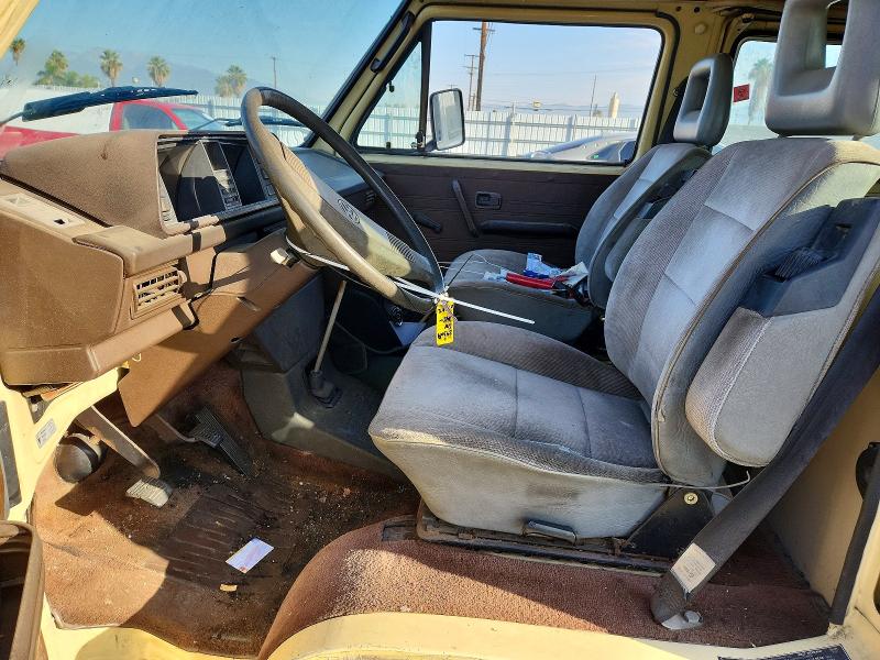 1982 Volkswagen Vanagon მანქანა იყიდება აუქციონზე, vin: WV2ZG0252CH033312, აუქციონის ნომერი: 65911856