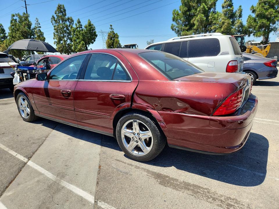 62716696 :رقم المزاد ، 1LNHM87A01Y605364 vin ، 2001 Lincoln Ls مزاد بيع
