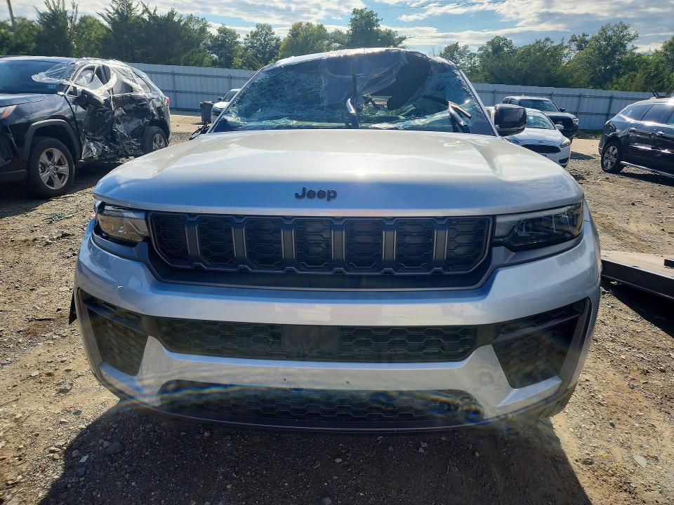 Продажа на аукционе авто 2026 Jeep Grand Cherokee, vin: 1C4RJHARXTC208518, номер лота: 65926286