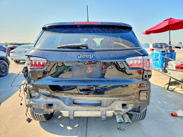 66702376 :رقم المزاد ، 3C4NJCEB6MT550021 vin ، 2021 Jeep Compass مزاد بيع