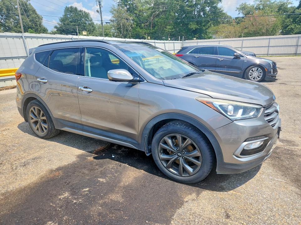 Продажа на аукционе авто 2017 Hyundai Santa Fe Sport, vin: 5NMZW4LA1HH052198, номер лота: 66218026