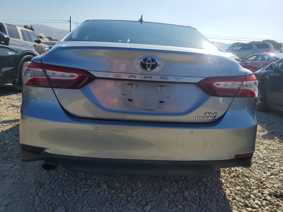 63466876 :رقم المزاد ، 4T1B21HK1KU517605 vin ، 2019 Toyota Camry Hybrid مزاد بيع